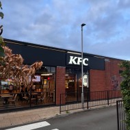 Twin / Double Flood Light Bracket for Lamp Post/Lighting Column -  T-Bar for 76mm Lighting Pole