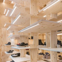 LED Profile 60˚ Lensed/Clear Optic for LED Strip - Surface Mount Aluminium LED Channel c/w Diffuser + End Caps + Mounting Clips LED Profile 60˚ Lensed/Clear Optic for LED Strip - Surface Mount Aluminium LED Channel c/w Diffuser + End Caps + Mounting Clips